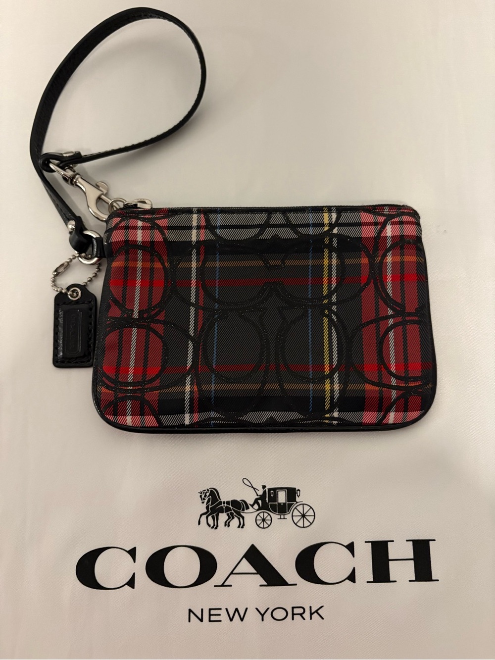 Coach Poppy Wristlet Glitter Tartan w/ Signature C’s